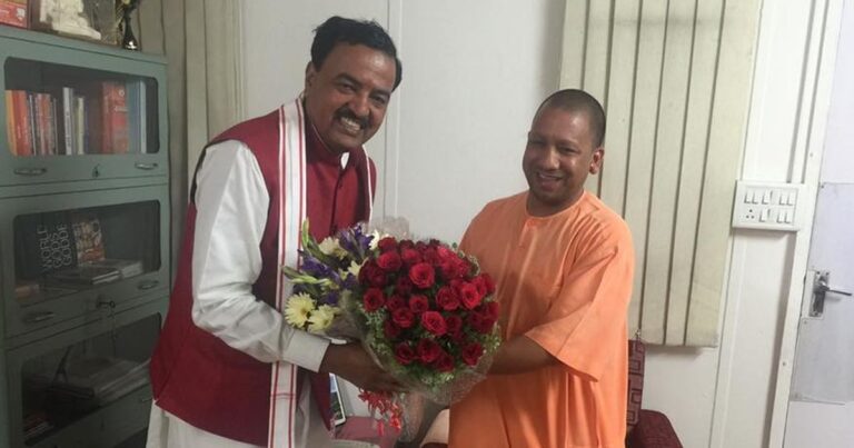 CM yogi and keshaw