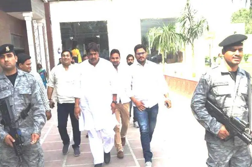 Former MLA Guddu Pandit