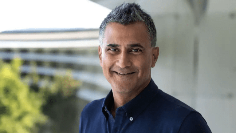 Apple CFO Kevin Parekh