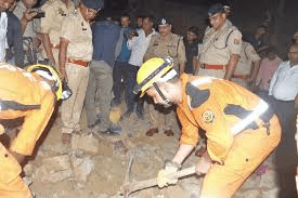 Bareilly Explosion in illegal firecracker factory News