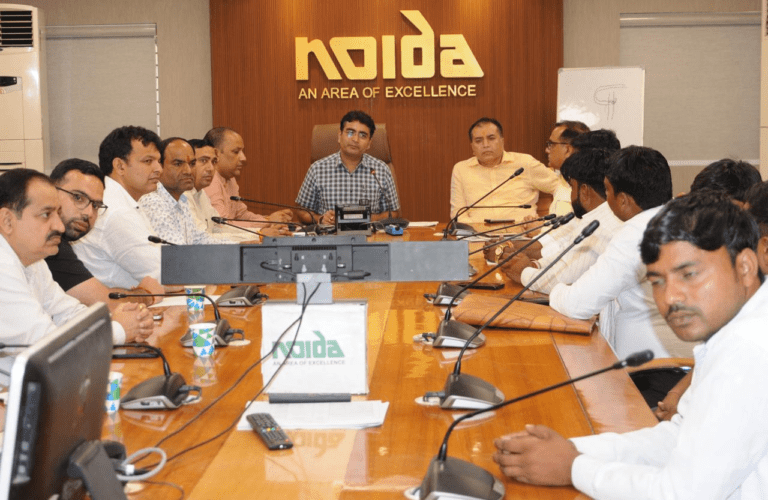 Noida Safai Karamcharis strike ends due to BJP's initiative