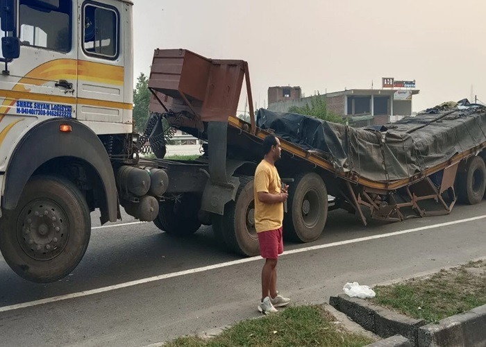 bhadohi-bus-accident