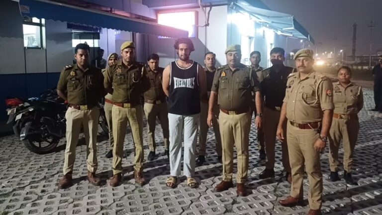 noida police 1