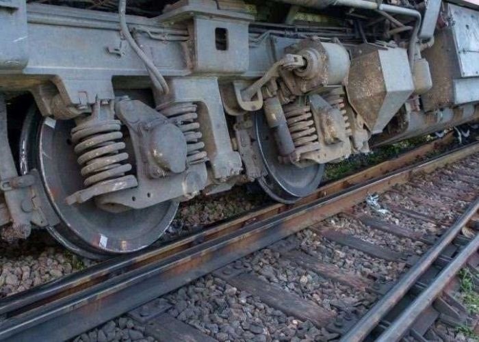 Jhansi News Goods Train Derailed