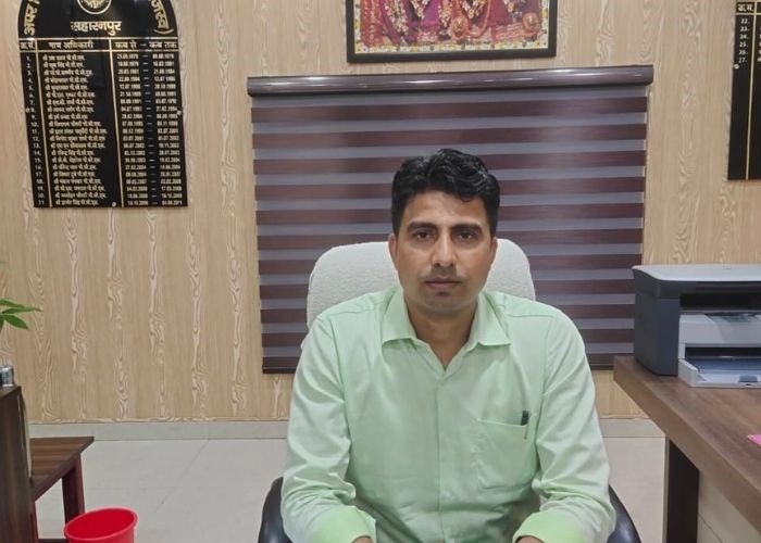 एडीएम (एफ) रजनीश मिश्र