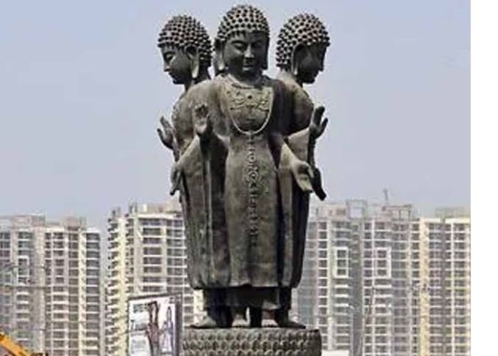 चारमूर्ति चौक अंडरपास
