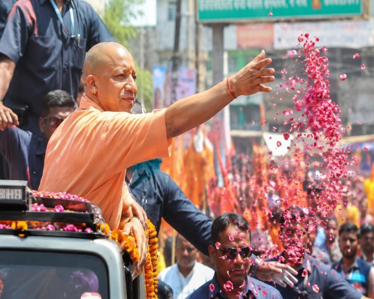 CM Yogi takes a tough stance on the Kanwar Yatra 1