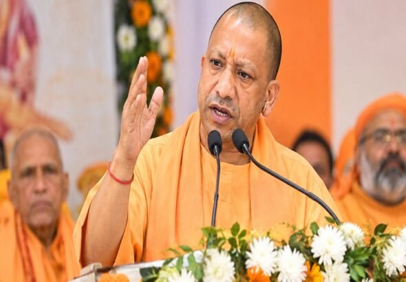 योगी आदित्यनाथ 1