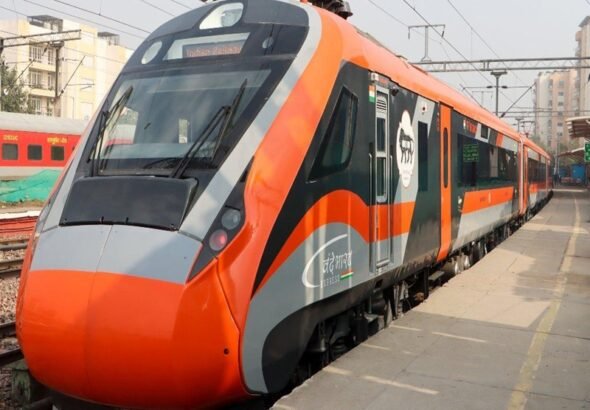 वाराणसी दिल्ली वंदे भारत स्लीपर 1